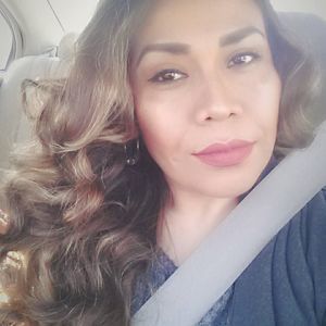 Meet your Posher, Sandra